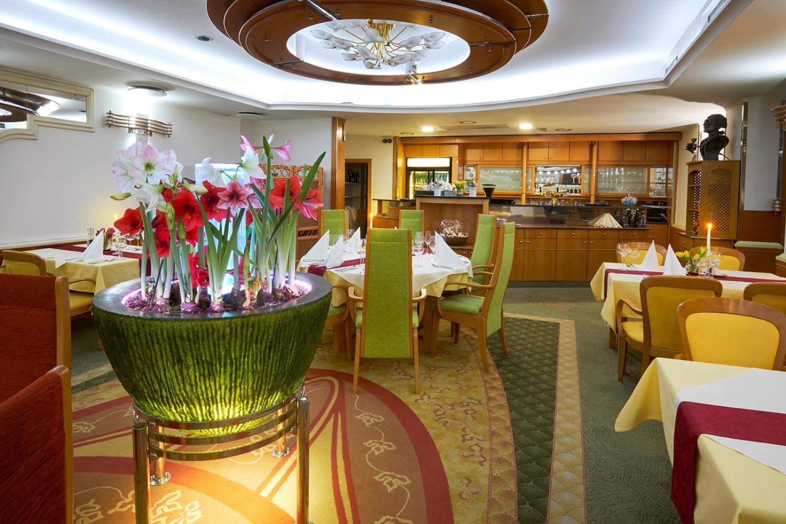 Wellness Eroplán Hotel