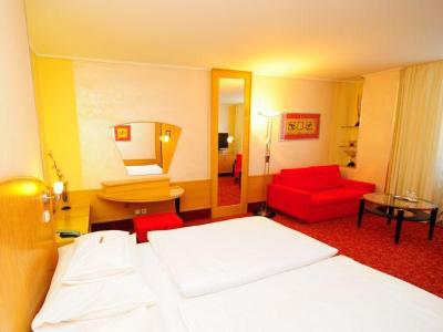 Wellness Eroplán Hotel 4*